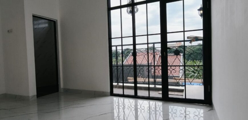 Rumah Ciracas Kelapa 2 Wetan