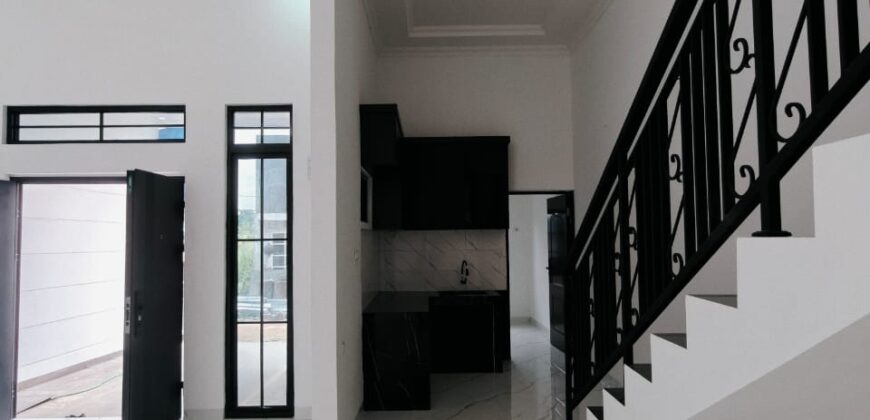 Rumah Ciracas Kelapa 2 Wetan