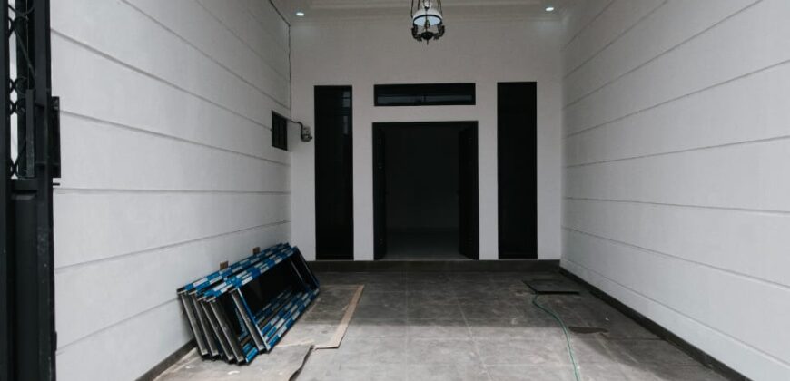 Rumah Ciracas Kelapa 2 Wetan