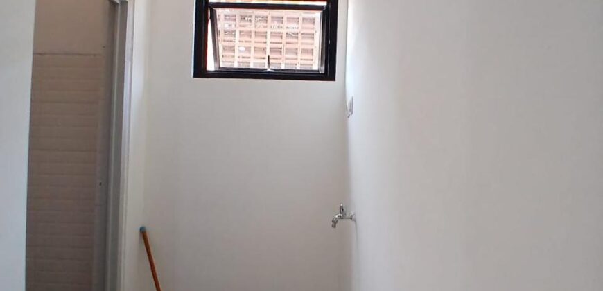 RUMAH BATU AMPAR KERAMAT JATI